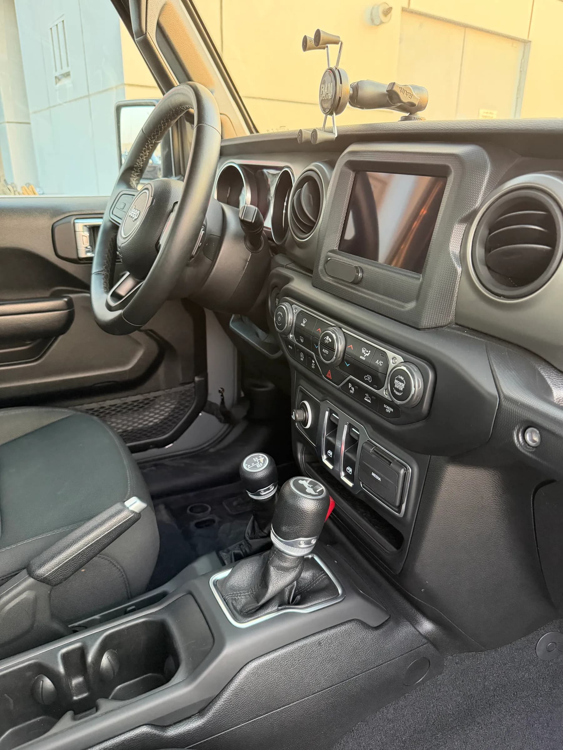 2022 Jeep Wrangler 3 Door — 10